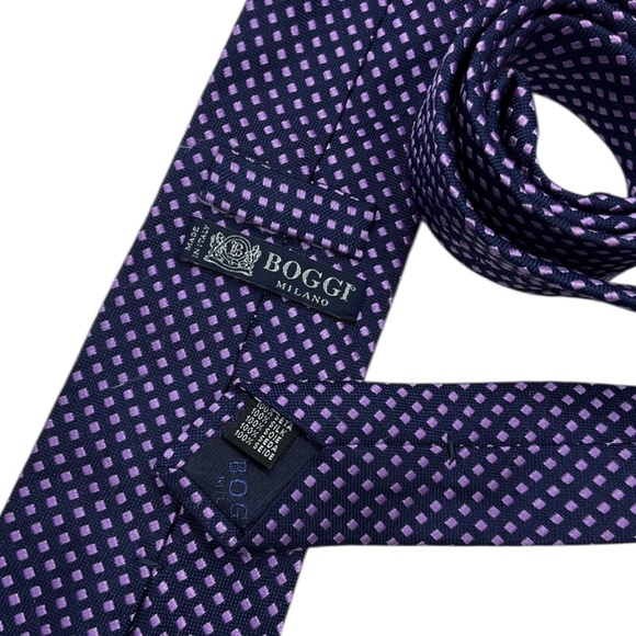BOGGI Navy/Purple Geometric Silk LUXURY Tie ITALY - Picture 3 of 5